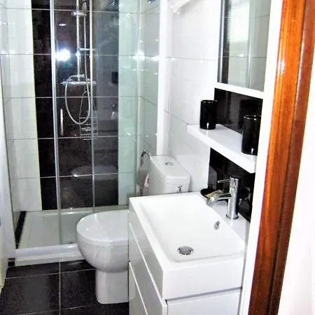 Guest house Et D'hotes Le Mercoire, Piscine Chauffee Et Jacuzzi Aubenas