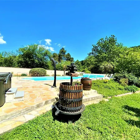 Guest house Et D'hotes Le Mercoire, Piscine Chauffee Et Jacuzzi Aubenas
